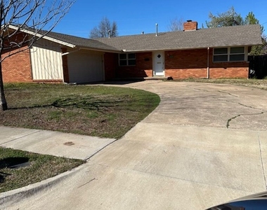 3109 Nw 61pl - Photo Thumbnail 0