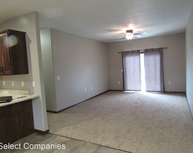 Tallgrass Cir - Photo Thumbnail 0