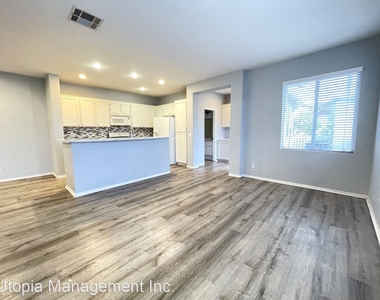 10964 Ivy Hill Drive Unit 3 - Photo Thumbnail 6