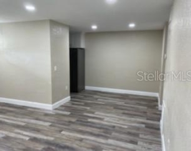 1270 Franklin Street - Photo Thumbnail 2