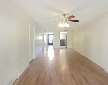 4115 Heron Way - Photo Thumbnail 2