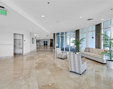 6515 Collins Ave - Photo Thumbnail 42