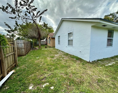 12220 Sw 203rd St - Photo Thumbnail 17