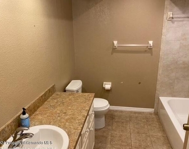 10435 Tassel Street - Photo Thumbnail 10