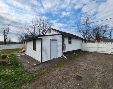 256 Rumsey Road - Photo Thumbnail 18