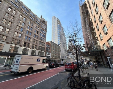 East 23rd Street - Photo Thumbnail 6