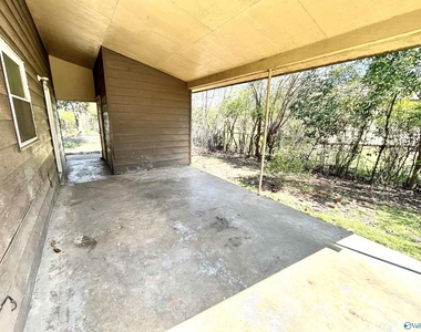 2210 Norwood Drive - Photo Thumbnail 17