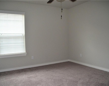 3915  Sw Peachwood  Dr - Photo Thumbnail 22