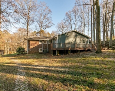 2805 Pine Hill Drive - Photo Thumbnail 37