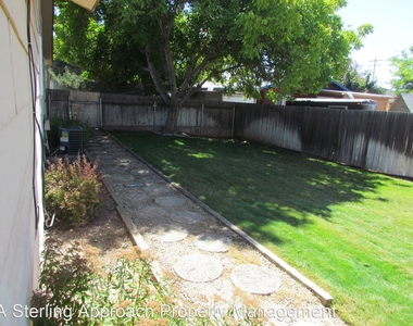 10530-10532 W Granger Ave - Photo Thumbnail 31