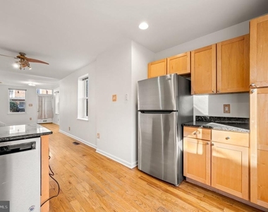 985 N Randolph Street - Photo Thumbnail 6