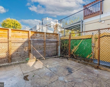 2445 Sepviva Street - Photo Thumbnail 14