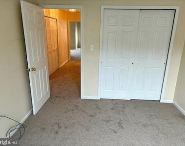 162 Chancellor Drive - Photo Thumbnail 17