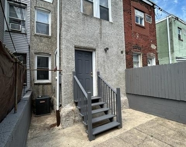 2117 S 22nd St - Photo Thumbnail 21