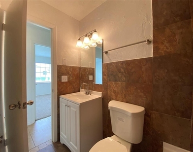 6510 Cinnamon Oaks Drive - Photo Thumbnail 15