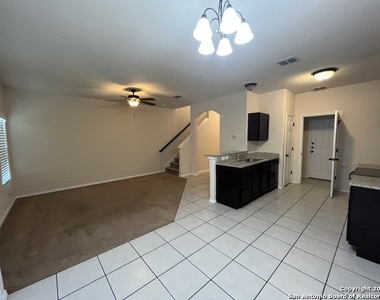 8703 Azul Sky Ct - Photo Thumbnail 10