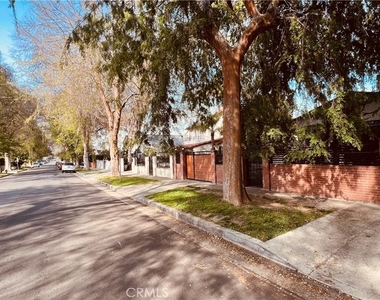 4632 Lemona Avenue - Photo Thumbnail 31