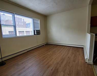 6120 Hudson Ave - Photo Thumbnail 2