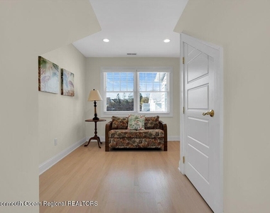 303 B Street - Photo Thumbnail 43