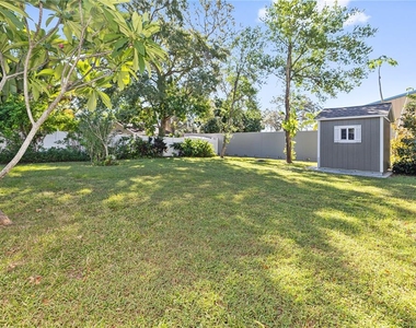 2694 Pinehurst Avenue - Photo Thumbnail 25