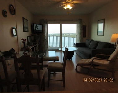 19451 Gulf Boulevard - Photo Thumbnail 8