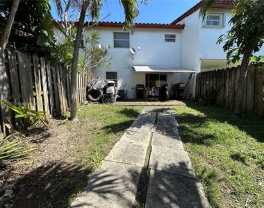 20752 Sw 83rd Ave - Photo Thumbnail 9