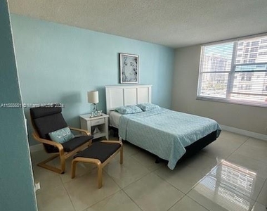 2501 S Ocean Dr - Photo Thumbnail 7