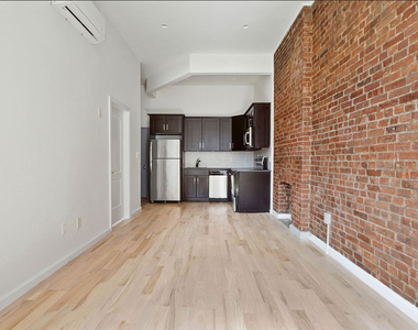 103 West 131st Street - Photo Thumbnail 2