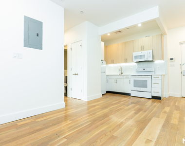 818 Lexington Avenue - Photo Thumbnail 11