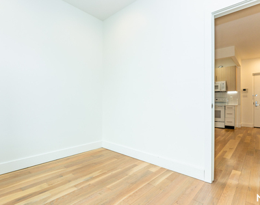 818 Lexington Avenue - Photo Thumbnail 18