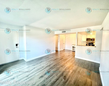 7680 Bluestone Dr #383 - Photo Thumbnail 19