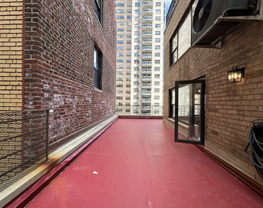 412 East 55th Street - Photo Thumbnail 10