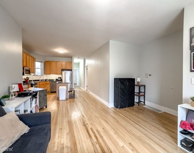 2531 W Medill, Unit 4 - Photo Thumbnail 17