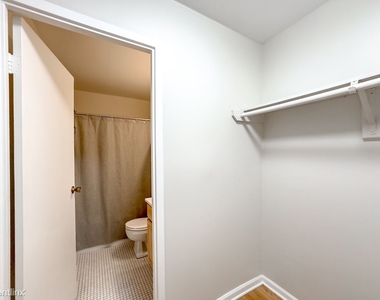 1636 N. Wells, Unit A4003 - Photo Thumbnail 10