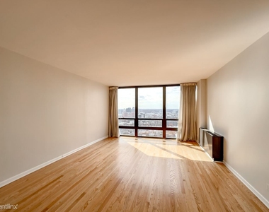 1636 N. Wells, Unit A4003 - Photo Thumbnail 14