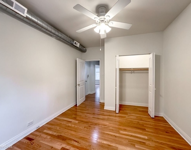 1151 W. Lunt, Unit 7 - Photo Thumbnail 15