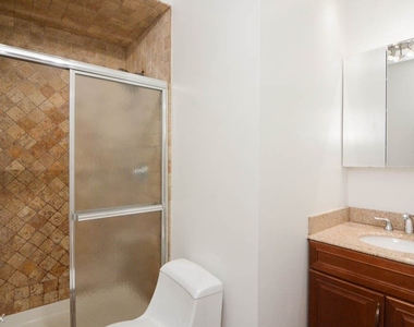 1741 W. Melrose, Unit C1 Hc - Photo Thumbnail 15