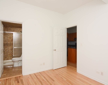 1741 W. Melrose, Unit C1 Hc - Photo Thumbnail 14