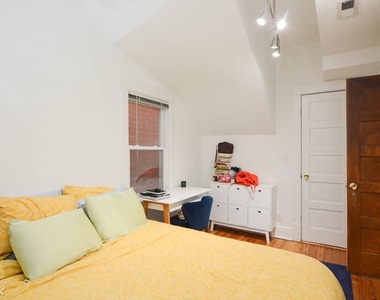 1741 W. Melrose, Unit A1-bf - Photo Thumbnail 11