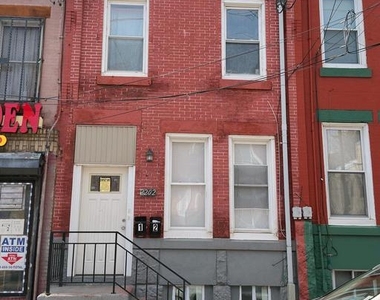 2202 N 10th St - Photo Thumbnail 31