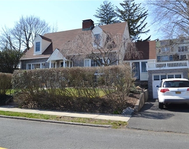 144 Piermont Avenue - Photo Thumbnail 2