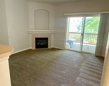 4725 Hahns Peak Unit 103 - Photo Thumbnail 10