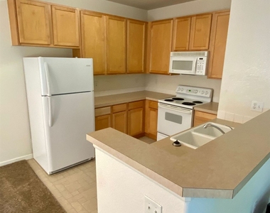 4725 Hahns Peak Unit 103 - Photo Thumbnail 12