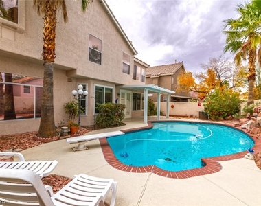 1624 Desert Fort Street - Photo Thumbnail 21