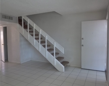 4770 Topaz Street - Photo Thumbnail 2