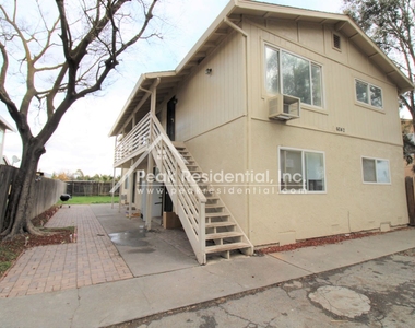 6042 Marysville Blvd - Photo Thumbnail 2