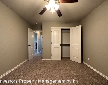 6110 Ironwood Lane - Photo Thumbnail 20