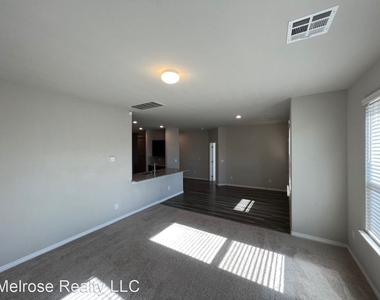 14701 Rambling Creek Circle - Photo Thumbnail 6