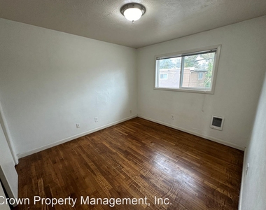 1136 Fairmount Ave S - Photo Thumbnail 11