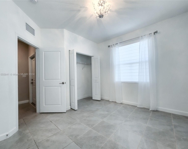 14817 Sw 183rd Ter - Photo Thumbnail 19